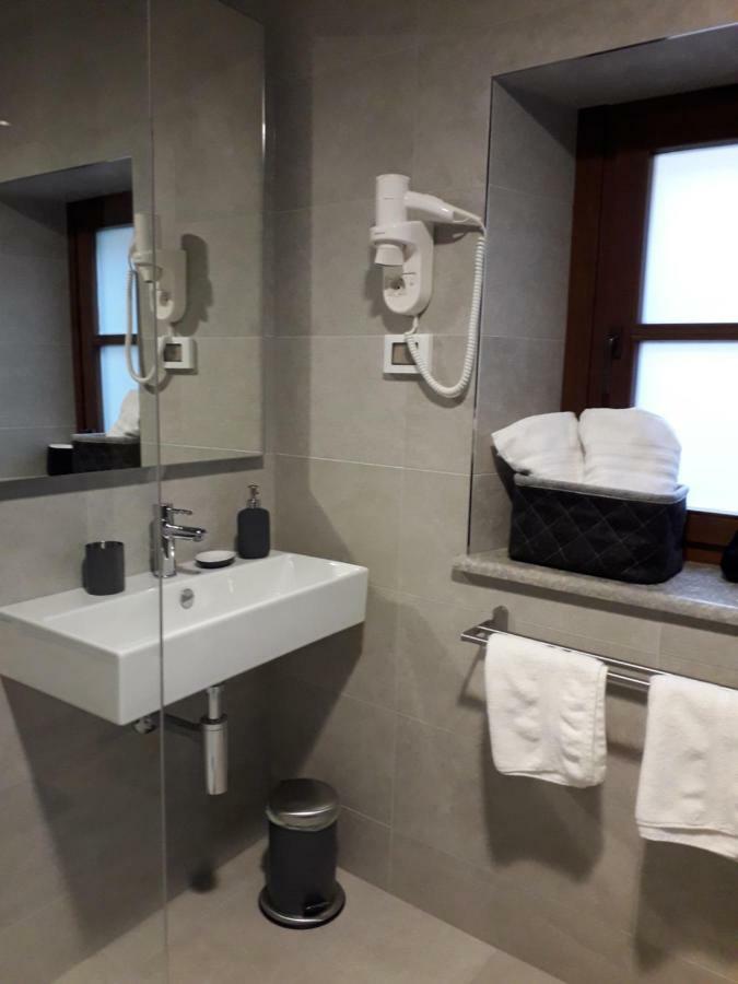 Rialto Residence Лабин Екстериор снимка